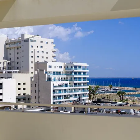 Downtown Sea View Penthouse * Larnaca