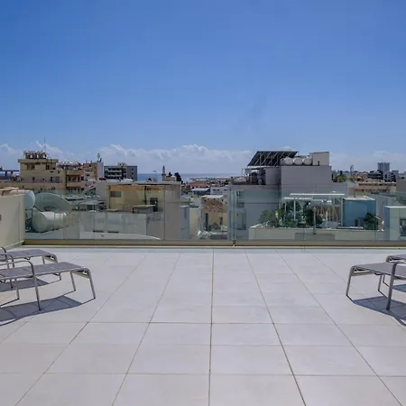 Downtown Sea View Penthouse Daire Larnaca