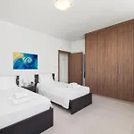 Downtown Sea View Penthouse Apartment *