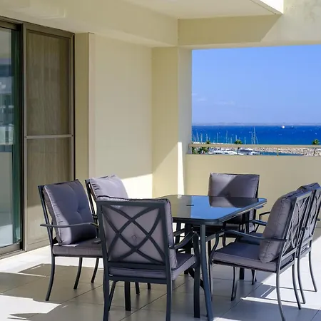 Downtown Sea View Penthouse Appartement